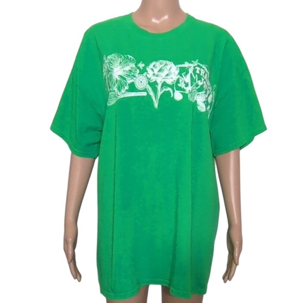 Trader Joes Green Graphic T-Shirt XL Heavy Cotton Botanical Travel Quote